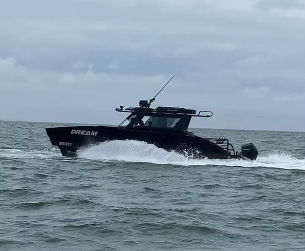 23ft / 7m 'Tender Cat' Open & Enclosed
